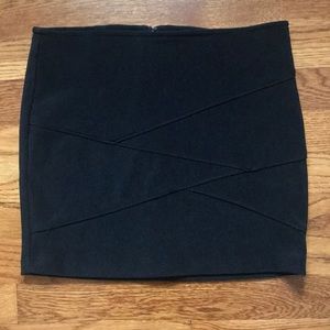 Black bodycon skirt